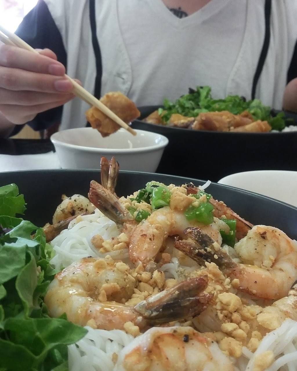 Pho Pasteur Express Restaurant | restaurant | 1332, 1025 N State St, Los Angeles, CA 90033, USA | 3232220112 OR +1 323-222-0112