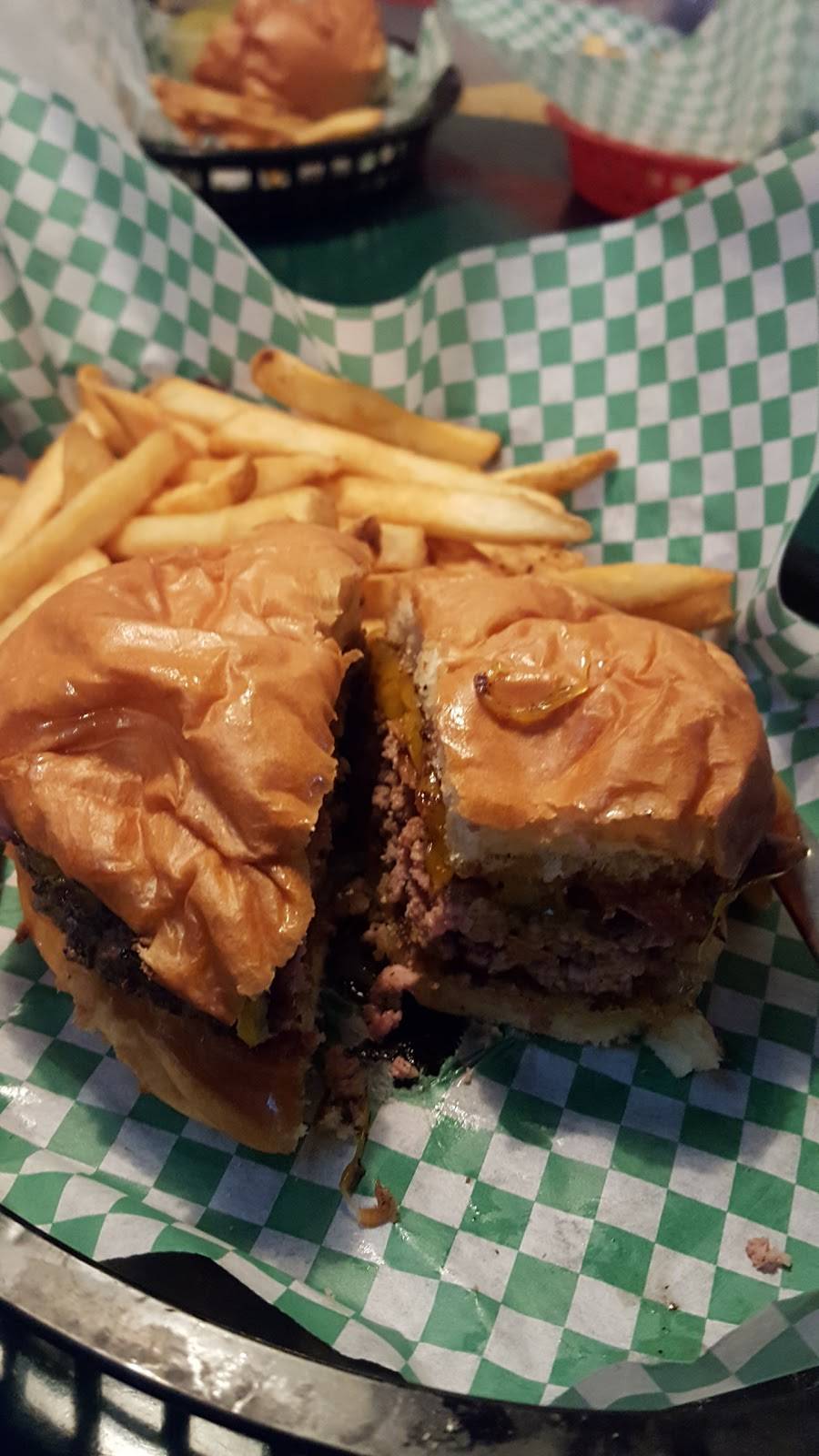 J R Macs Bar & Grill | restaurant | 1420 7th St W, St Paul, MN 55102, USA | 6512248482 OR +1 651-224-8482