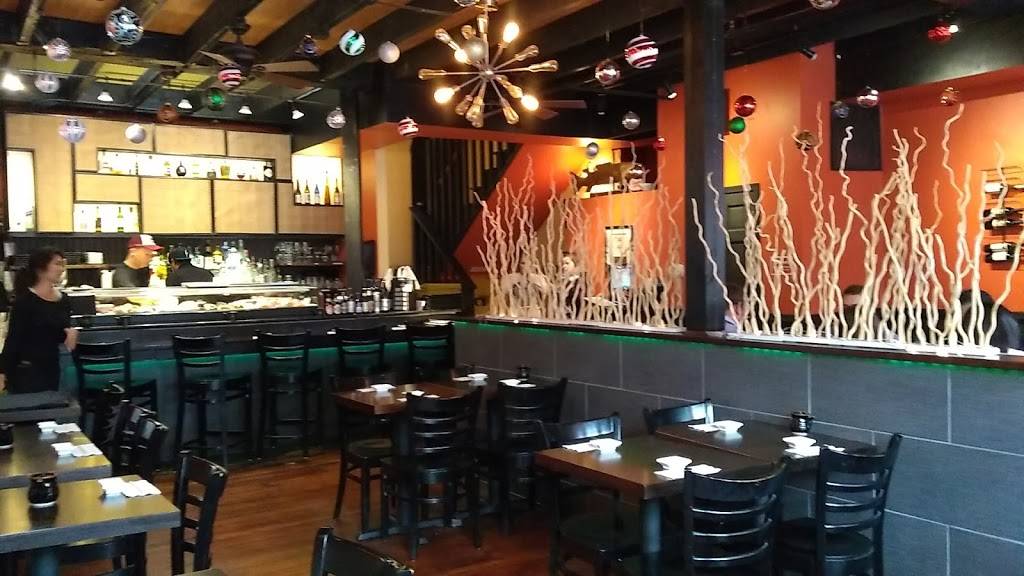 Lazy fish | restaurant | 10 E Patrick St, Frederick, MD 21701, USA | 3016959656 OR +1 301-695-9656