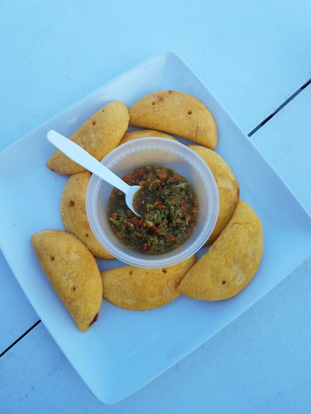 LOSPARCEROSFOOD COLOMBIAN | restaurant | 17886 TX-3, Webster, TX 77598, USA | 2816161438 OR +1 281-616-1438