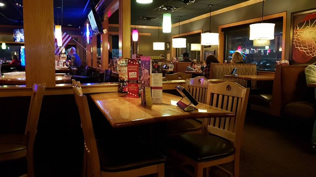 Applebees Grill + Bar | restaurant | 2810 Alexandria Pike, Highland Heights, KY 41076, USA | 8597812805 OR +1 859-781-2805