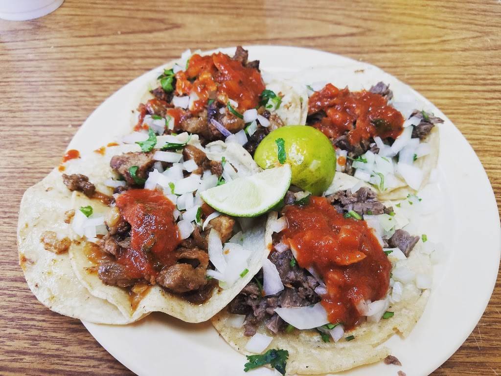 Sergios Taco | restaurant | 308 S Vail Ave, Montebello, CA 90640, USA | 3238889159 OR +1 323-888-9159
