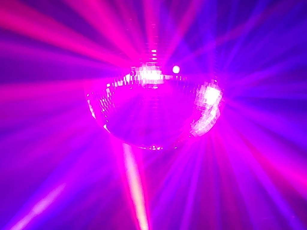 Whiskey Jacks | night club | 6160 Macon Rd, Memphis, TN 38134, USA | 9013082886 OR +1 901-308-2886