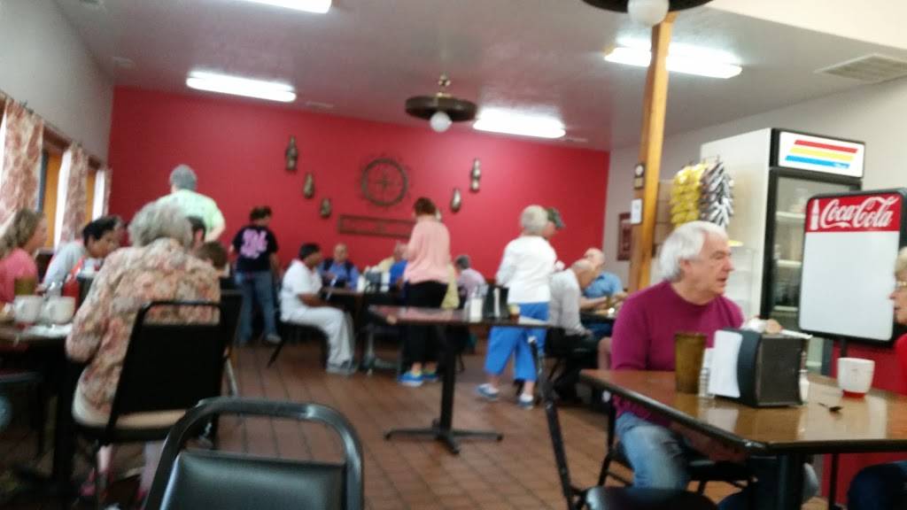 Toot & Tell It | restaurant | 807 S Main St, Dyer, TN 38330, USA | 7316923452 OR +1 731-692-3452