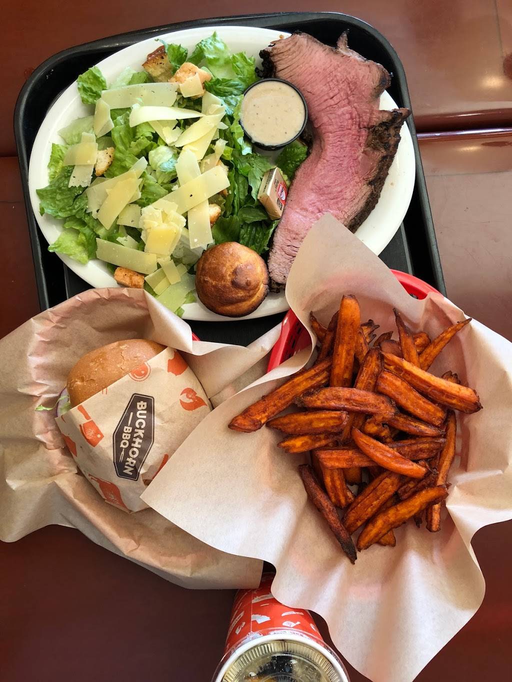 Buckhorn Grill | restaurant | 5614 Bay St #238, Emeryville, CA 94608, USA | 5106542996 OR +1 510-654-2996