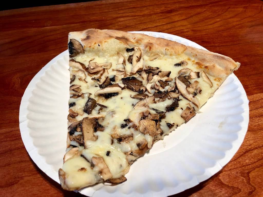 Brooklyn Pizza | restaurant | 111 Henrietta St, Birmingham, MI 48009, USA | 2482586690 OR +1 248-258-6690
