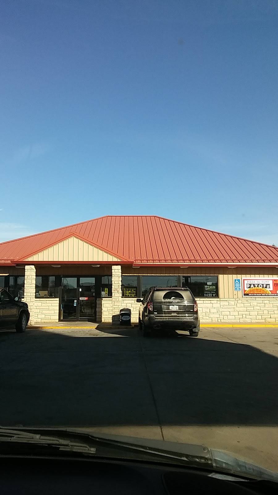 Caseys | meal takeaway | 1752 IA-64 E, Anamosa, IA 52205, USA | 3194622245 OR +1 319-462-2245