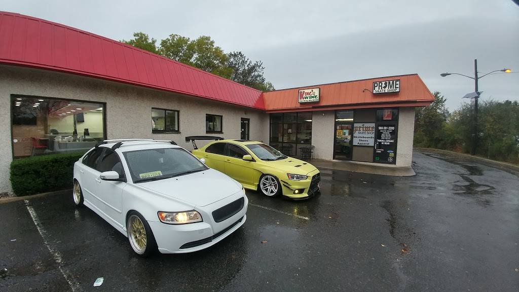 King Wing | restaurant | 430 US-206, Hillsborough Township, NJ 08844, USA | 9083597770 OR +1 908-359-7770