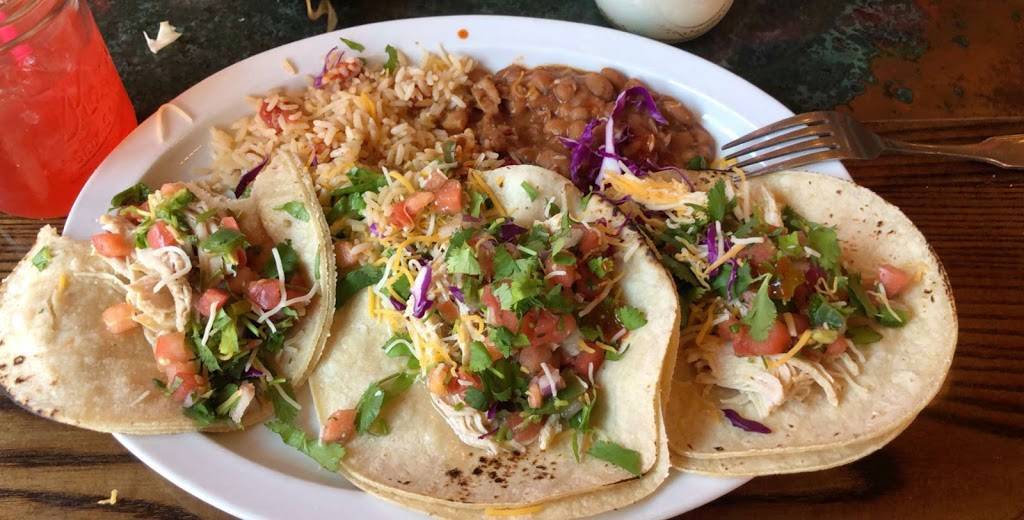 Nacho Mamas | restaurant | 312 Main St S, Stillwater, MN 55082, USA | 6514399544 OR +1 651-439-9544