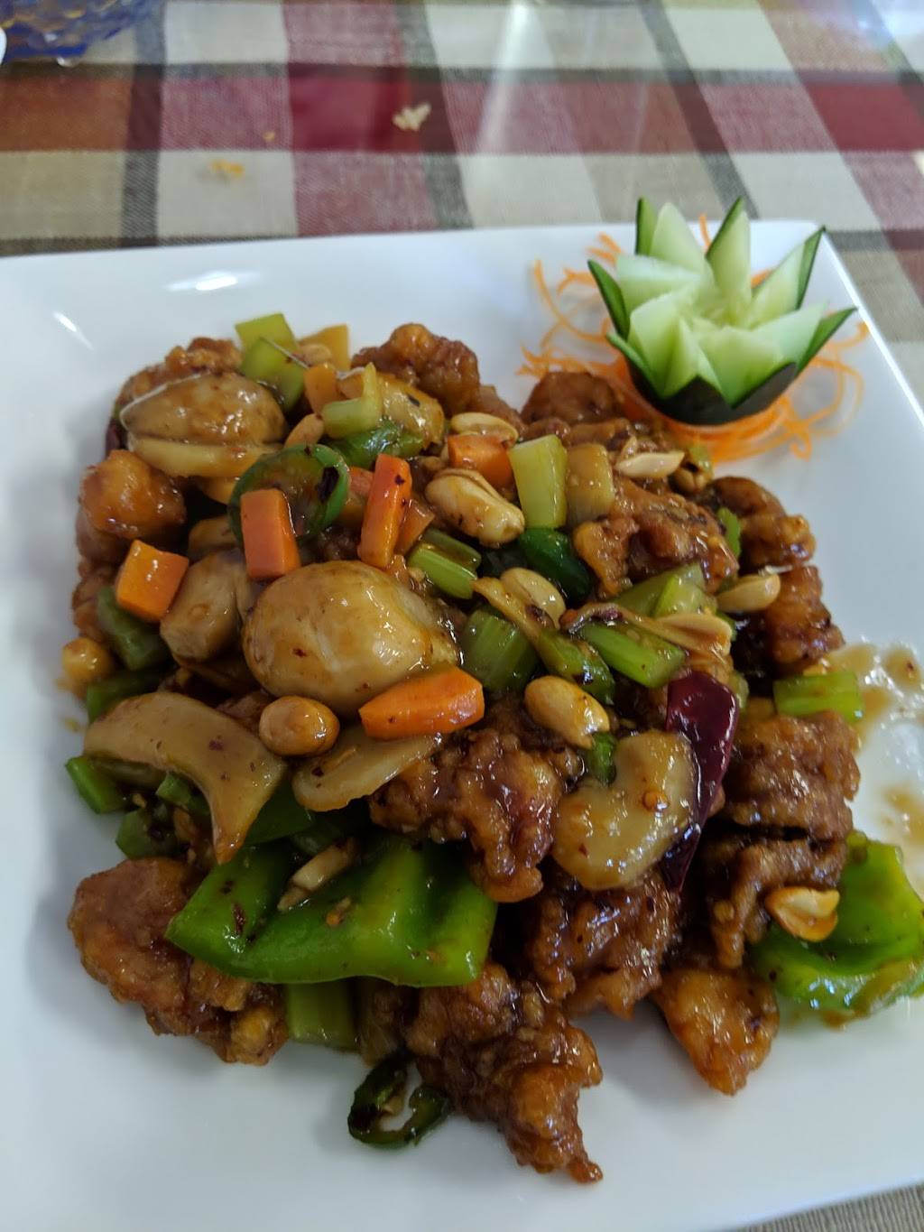 Asian place | restaurant | 2220 Grandview Dr #105, Fort Mitchell, KY 41017, USA | 8595788707 OR +1 859-578-8707