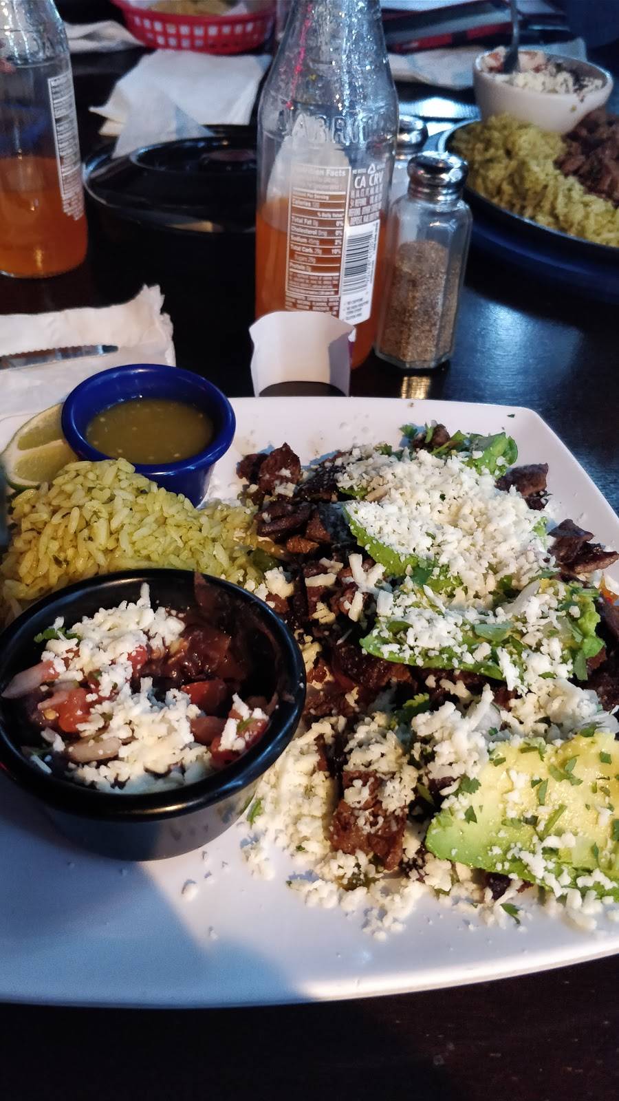 Salsa Street Mexican Restaurant and Cantina | restaurant | 1025 W Main St, Sleepy Hollow, IL 60118, USA | 8475515489 OR +1 847-551-5489