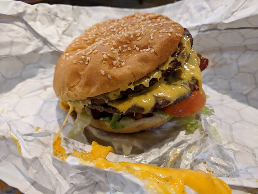 Kidd Valley | restaurant | 4910 Green Lake Way N, Seattle, WA 98103, USA | 2065470121 OR +1 206-547-0121