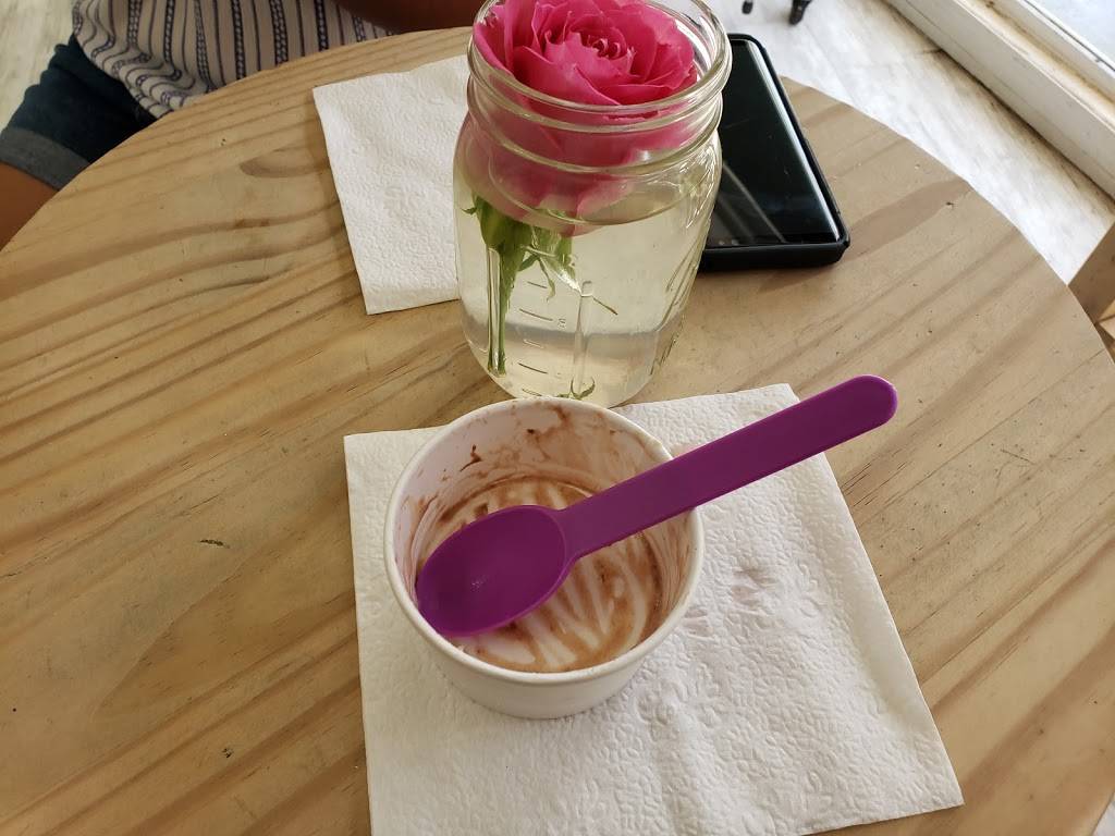 Adelheidis Organics | restaurant | 630 5th Ave S, Naples, FL 34102, USA | 2393312698 OR +1 239-331-2698