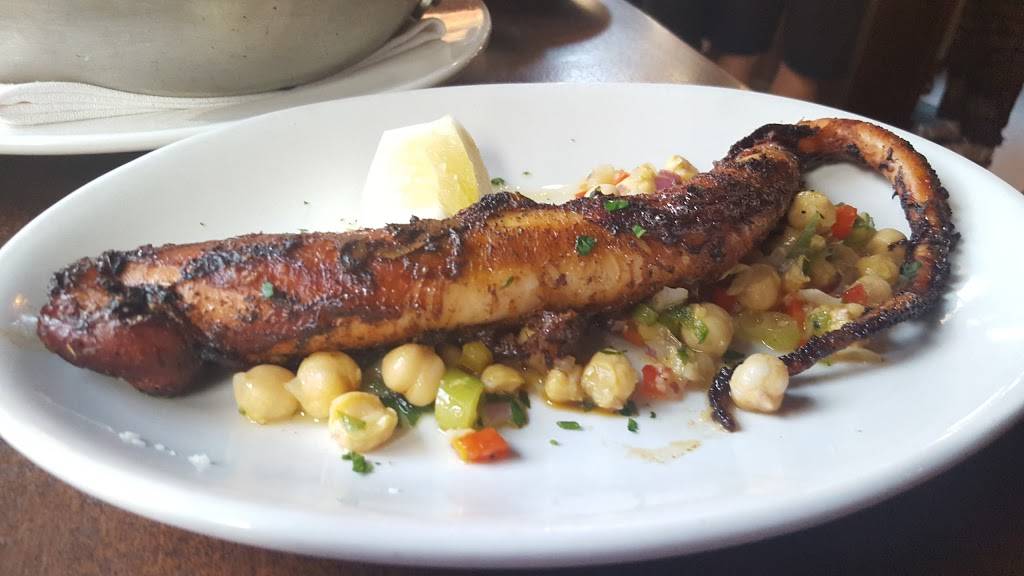 Midtown Oyster Bar | restaurant | 345 Thames St, Newport, RI 02840, USA | 4016194100 OR +1 401-619-4100