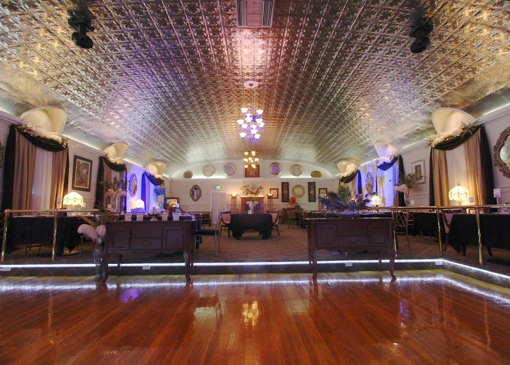 Fredericksburg Square | restaurant | 525 Caroline St, Fredericksburg, VA 22401, USA | 5404447004 OR +1 540-444-7004