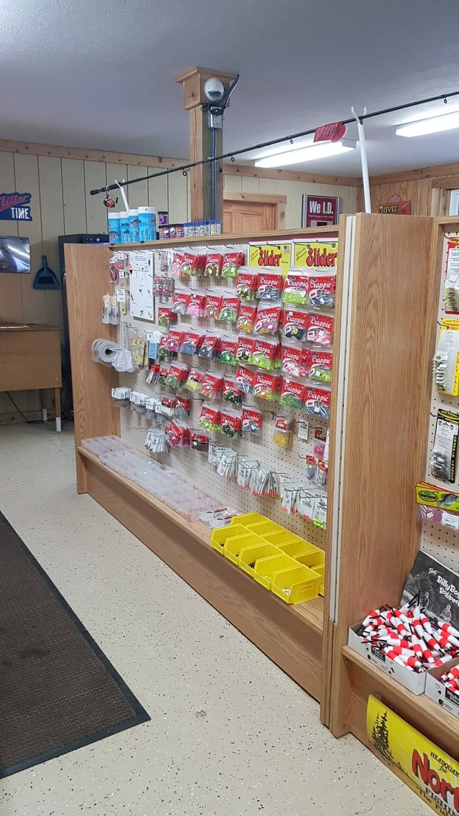 Buck & Dumb Bass Outdooors | restaurant | 9987 IN-243, Cloverdale, IN 46120, USA | 7657952009 OR +1 765-795-2009