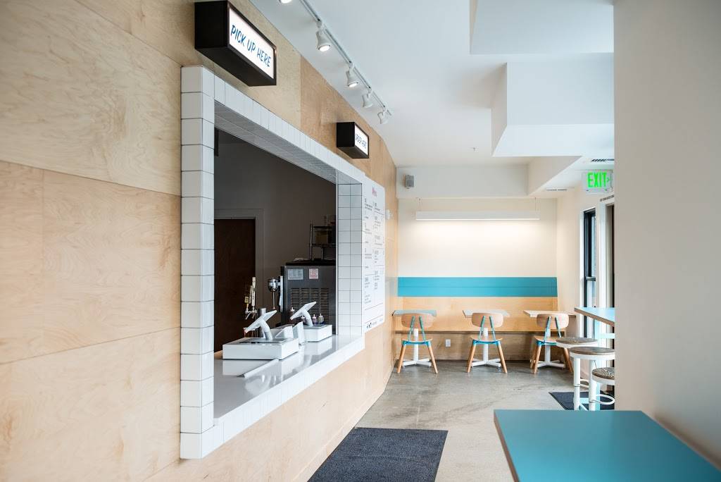 Great State Burger | restaurant | 3600 NE 45th St, Seattle, WA 98105, USA | 2067758990 OR +1 206-775-8990