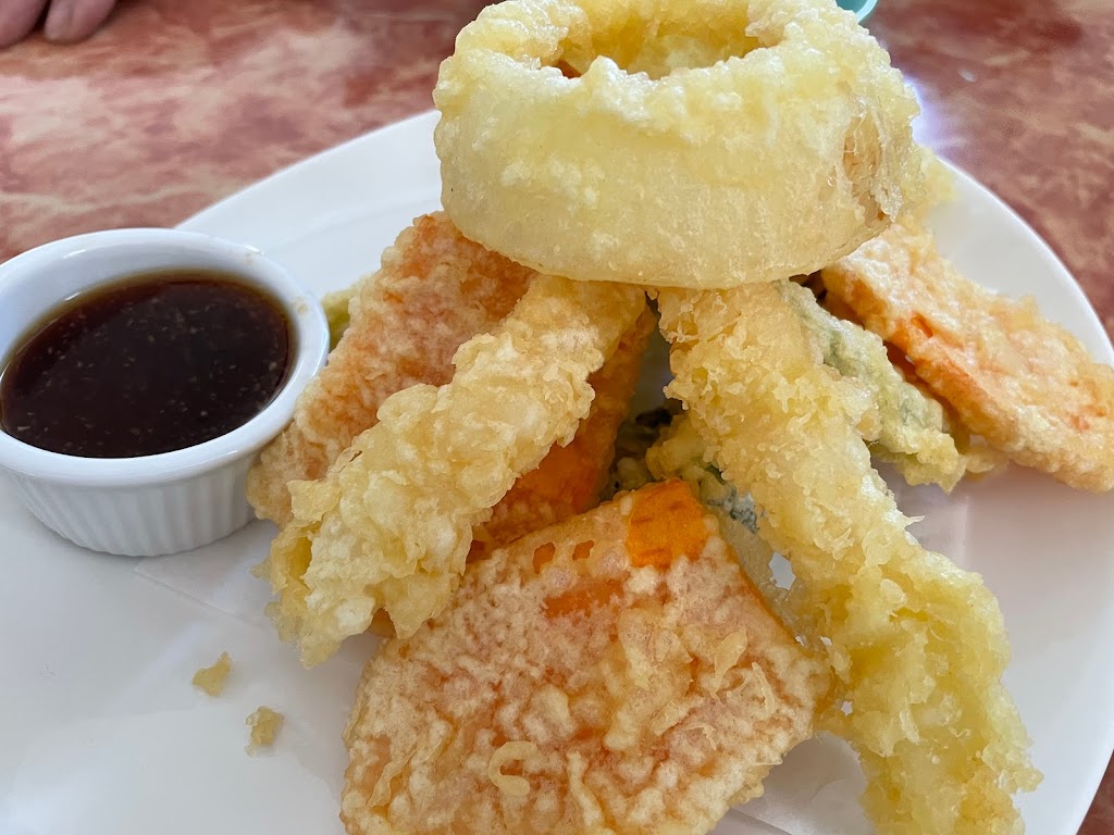 Q Sushi Bar & Kitchen | restaurant | 20101 44th Ave W Suite E, Lynnwood, WA 98036, USA | 4253688889 OR +1 425-368-8889