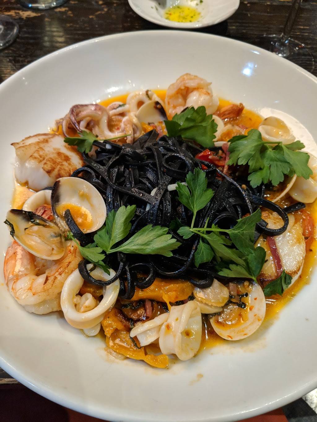 Andiamo Livonia | restaurant | 38703 W Seven Mile Rd, Livonia, MI 48152, USA | 7349533200 OR +1 734-953-3200