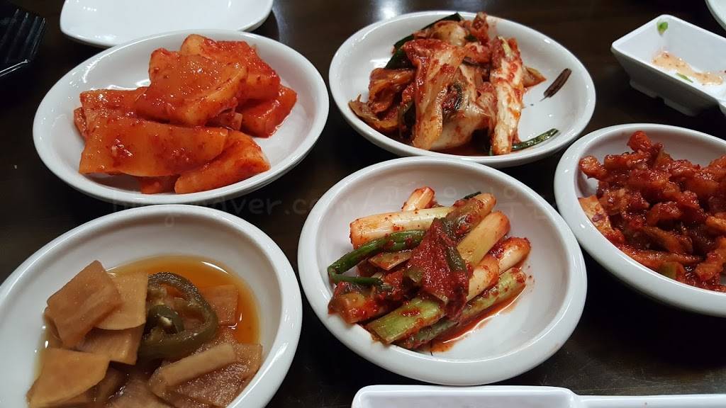 Jin Kook Korean Restaurant 진국이네 설렁탕 | restaurant | 33120 Pacific Hwy S #4, Federal Way, WA 98003, USA | 2535173700 OR +1 253-517-3700