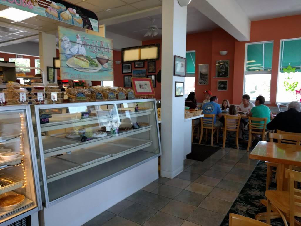 Cormacks Deli | meal takeaway | 2569 Charlevoix Ave, Petoskey, MI 49770, USA | 2313477570 OR +1 231-347-7570