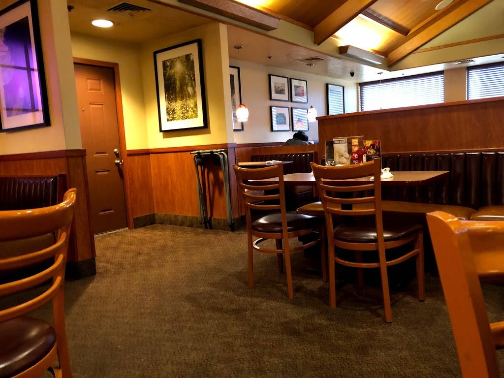 Dennys | restaurant | 9510 Greenwood Rd, Greenwood, LA 71033, USA | 3189381544 OR +1 318-938-1544