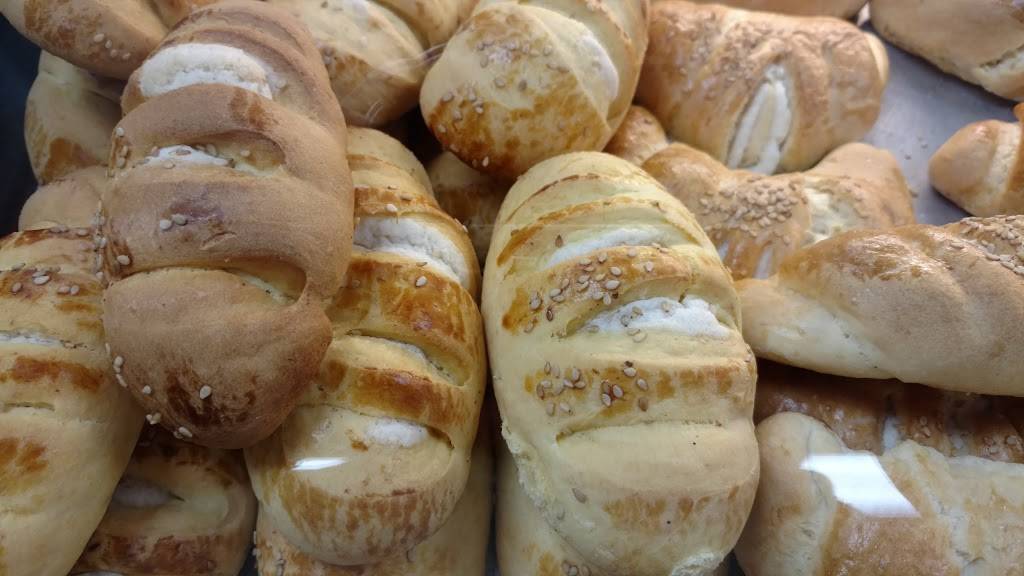 Guatemalteca Bakery and Restaurant | bakery | 4032 Beverly Blvd, Los Angeles, CA 90004, USA | 2133829451 OR +1 213-382-9451