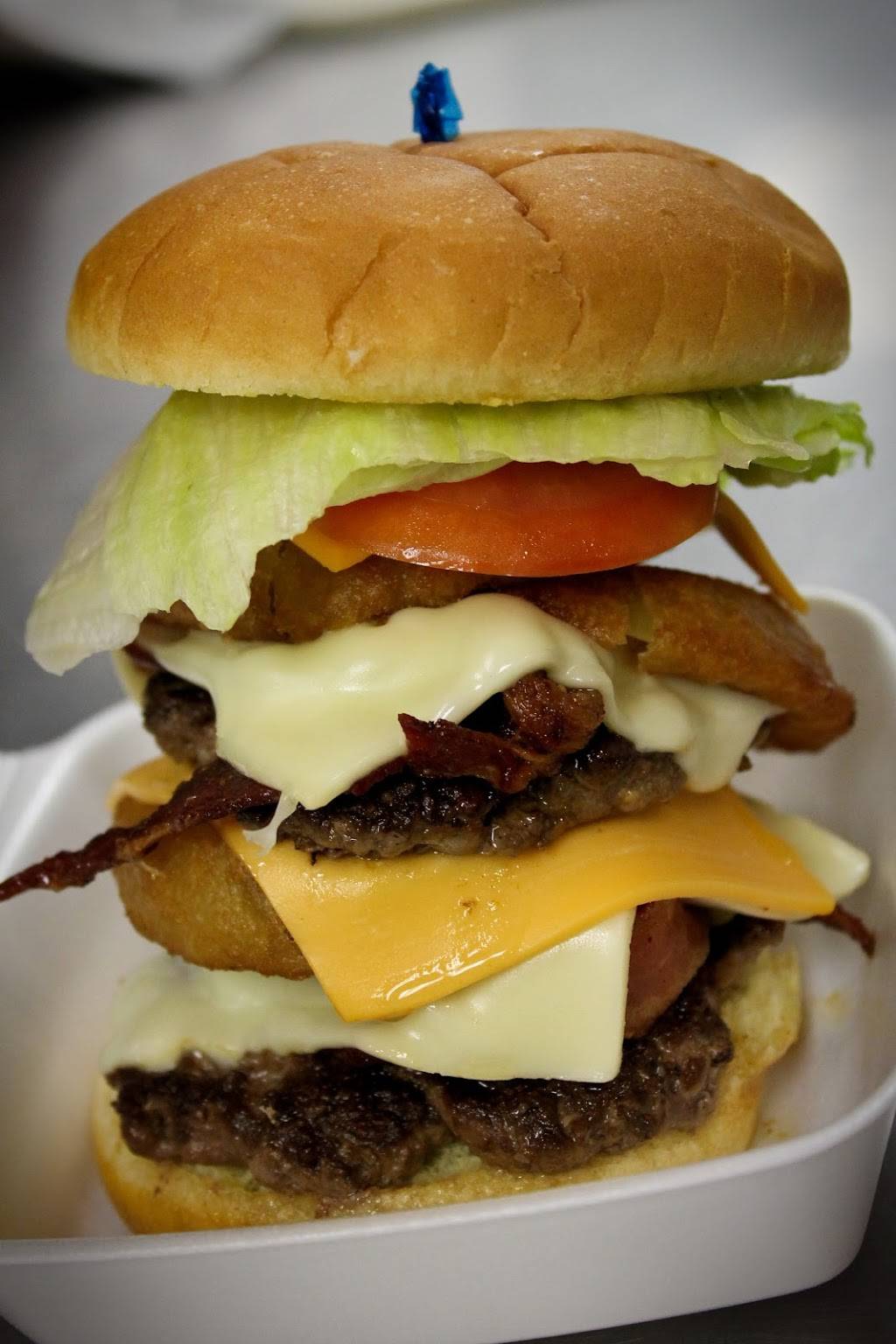 Petes Eats | restaurant | 601 N State St, Pioneer, OH 43554, USA | 4197371600 OR +1 419-737-1600