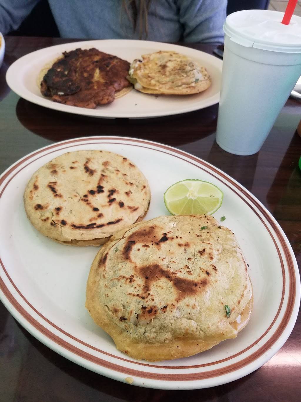 Los Pinoleros | restaurant | 6603 W Pershing Rd, Stickney, IL 60402, USA | 7086397172 OR +1 708-639-7172