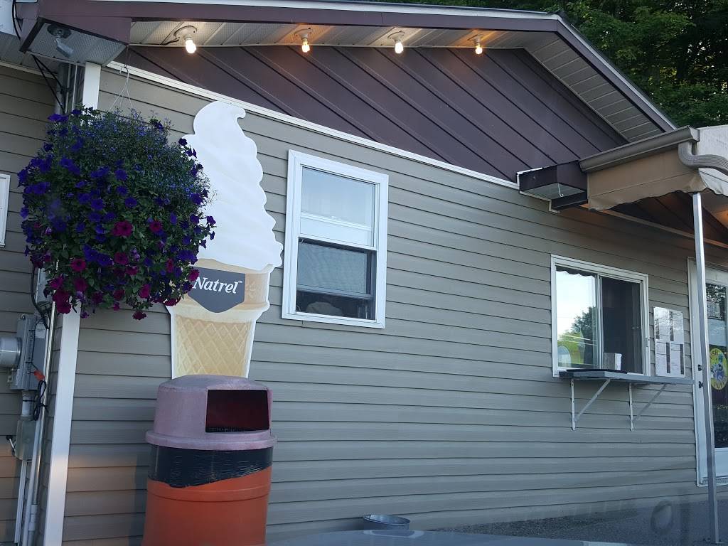 Restaurant Ste-Anne | restaurant | 125 Rue Principale O, Sainte-Anne-de-la-Rochelle, QC J0E 2B0, Canada | 4505395965 OR +1 450-539-5965