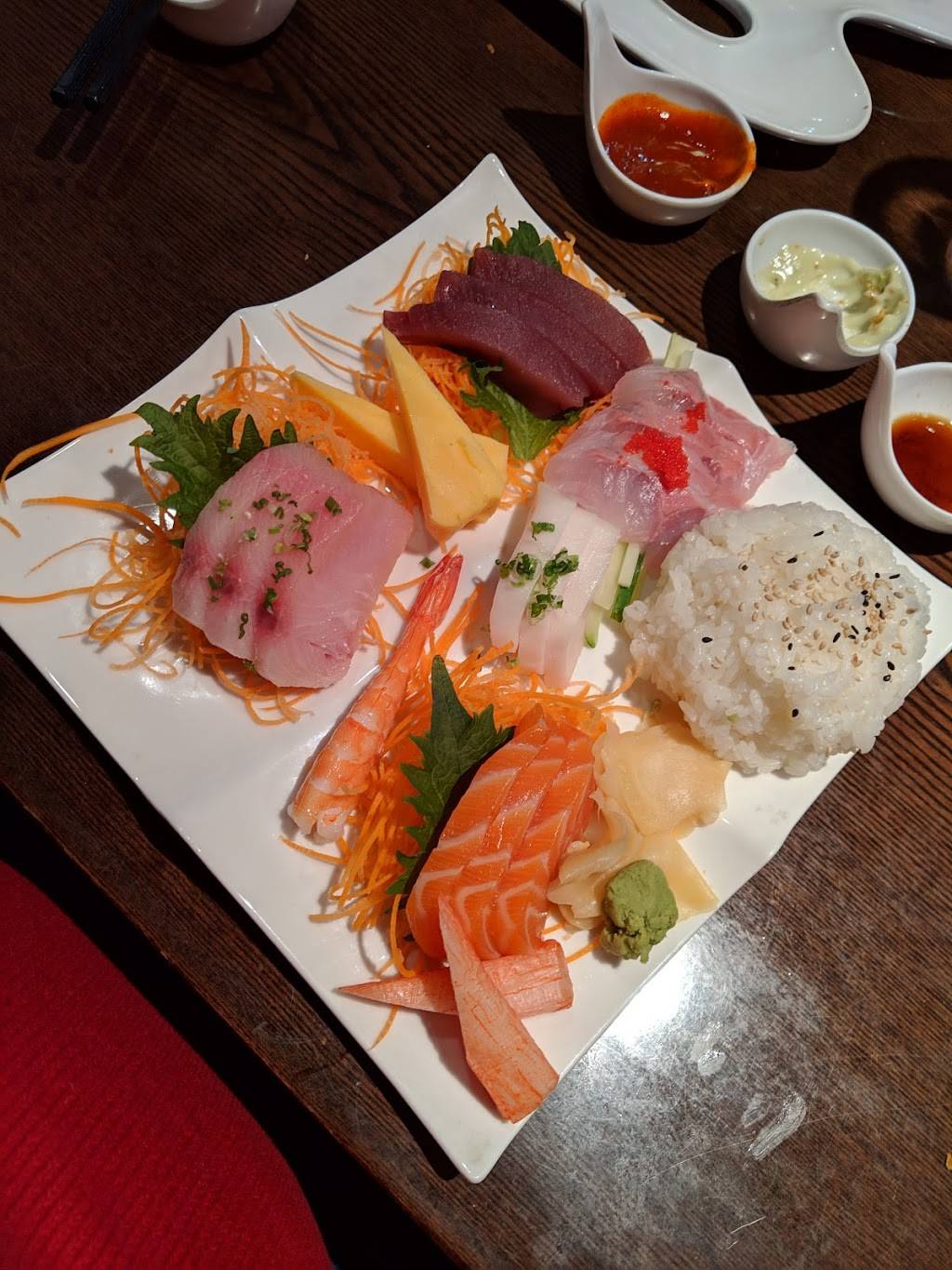 Temaki Sushi Bar | restaurant | 19 S Olive St, Media, PA 19063, USA | 6105665363 OR +1 610-566-5363