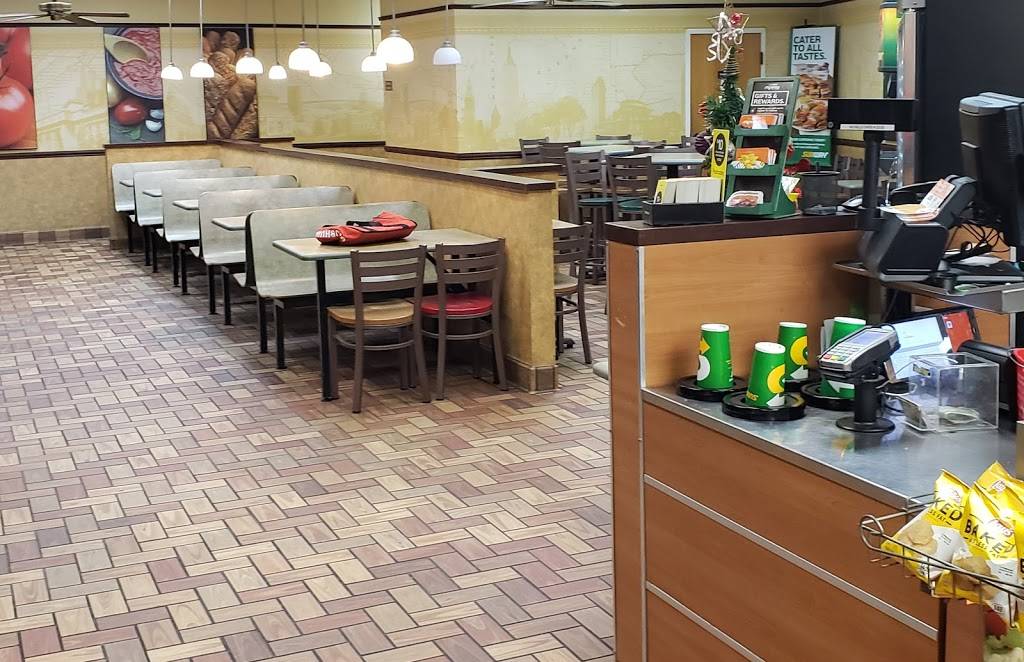 Subway | meal takeaway | 119 W Main St Suite 130, Oklahoma City, OK 73102, USA | 4052326663 OR +1 405-232-6663