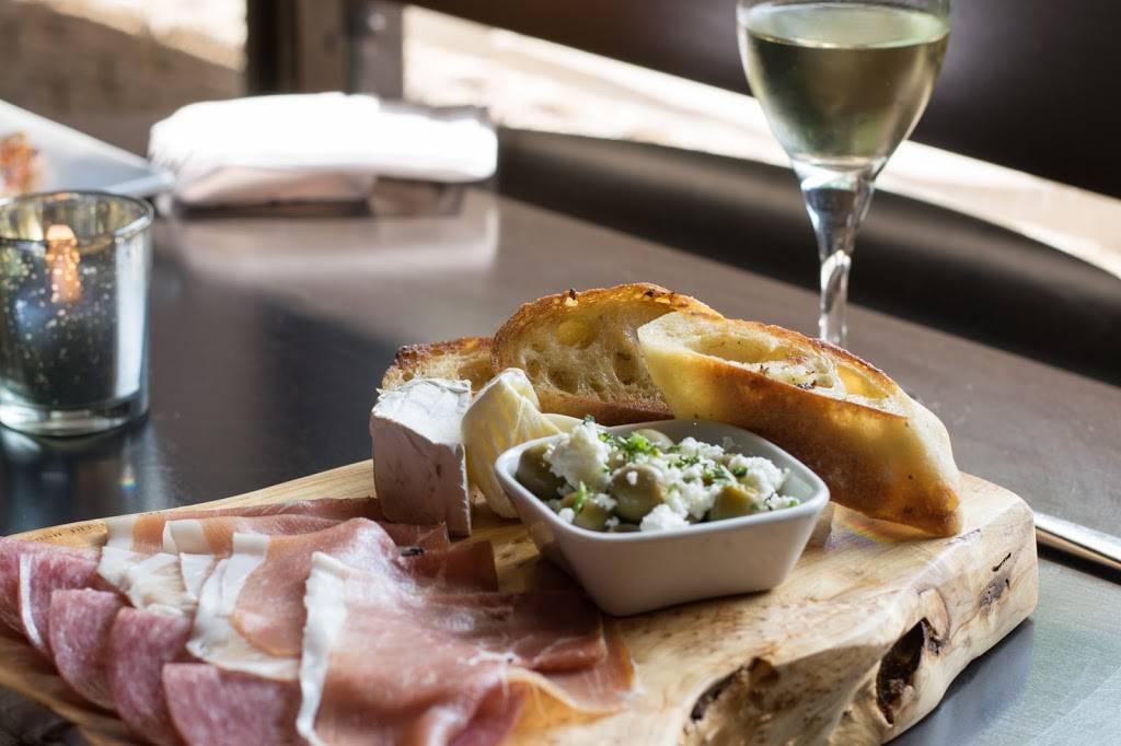 Cinnamon Tree Restaurant | restaurant | 245 Shawan Rd, Hunt Valley, MD 21031, USA | 4107857000 OR +1 410-785-7000