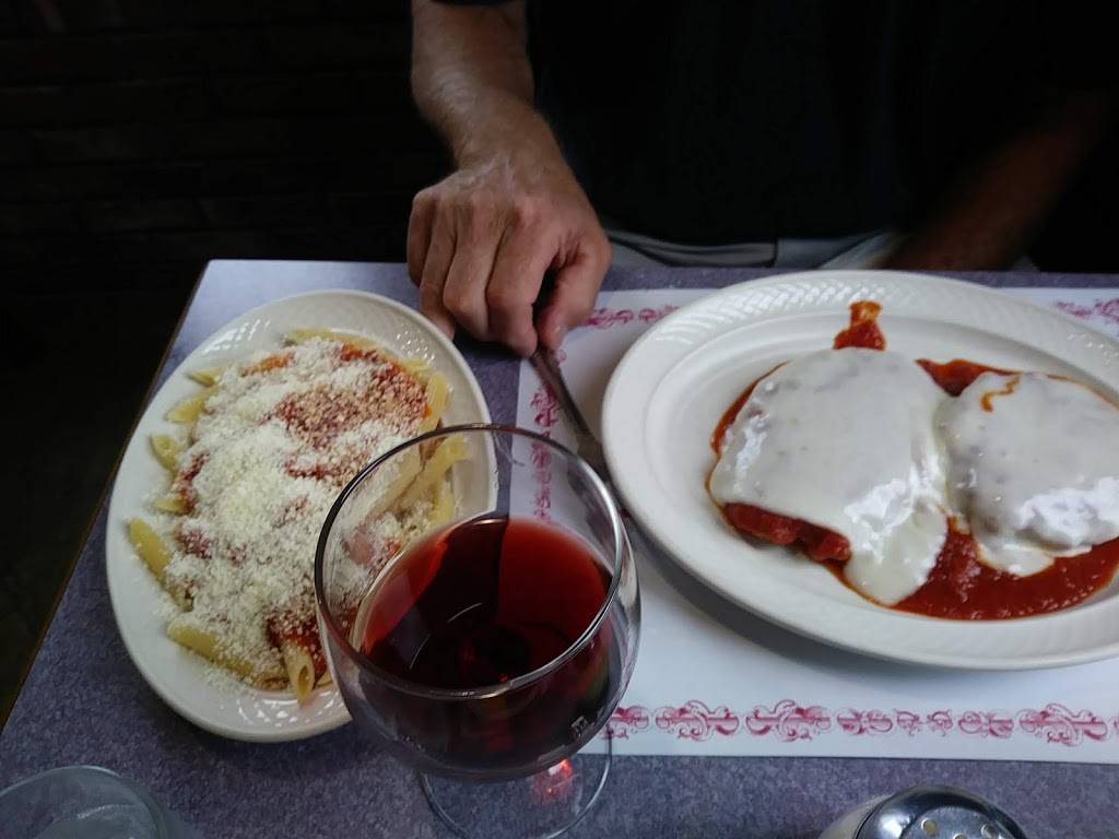 Francescos Restaurant | restaurant | 45 Palmer Rd, Brimfield, MA 01010, USA | 4132454640 OR +1 413-245-4640