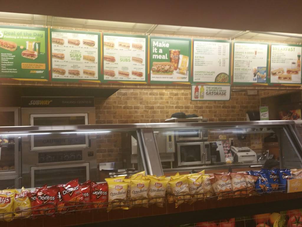 Subway | restaurant | 8558 Old Lee Hwy, Fairfax, VA 22031, USA | 7035606977 OR +1 703-560-6977