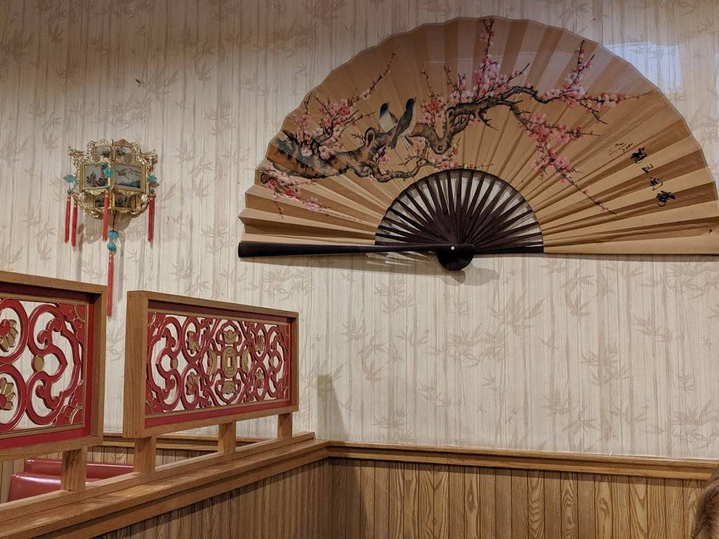 Moon Hing | restaurant | 1073 W Main St, Dover-Foxcroft, ME 04426, USA | 2075648440 OR +1 207-564-8440