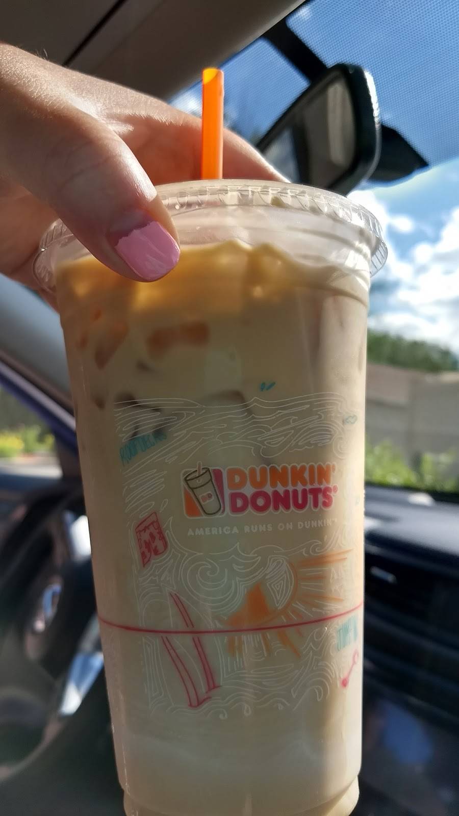 Dunkin | bakery | 764 Elm St, Milford, NH 03055, USA | 6036728110 OR +1 603-672-8110