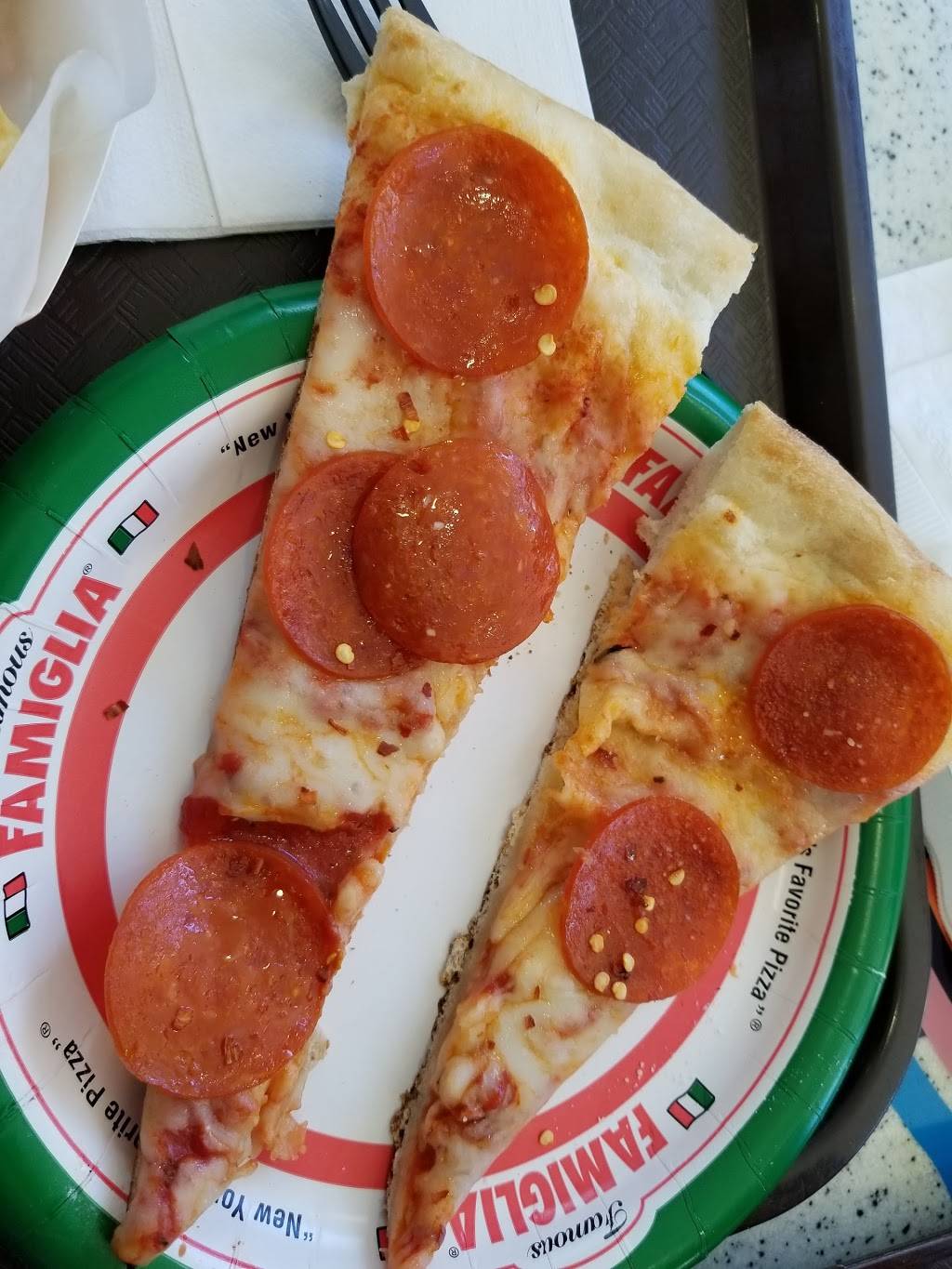 Famous Famiglia | restaurant | 849 E Commerce St, San Antonio, TX 78205, USA | 2104685068 OR +1 210-468-5068