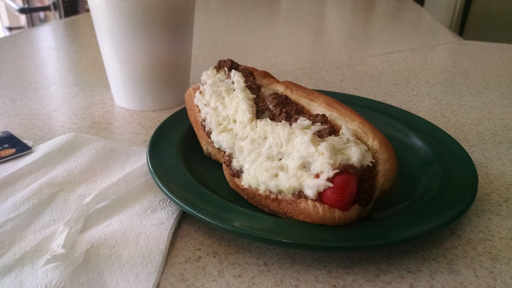 Hot Dog House | restaurant | 115 N Maple Ave, Covington, VA 24426, USA | 5409624042 OR +1 540-962-4042