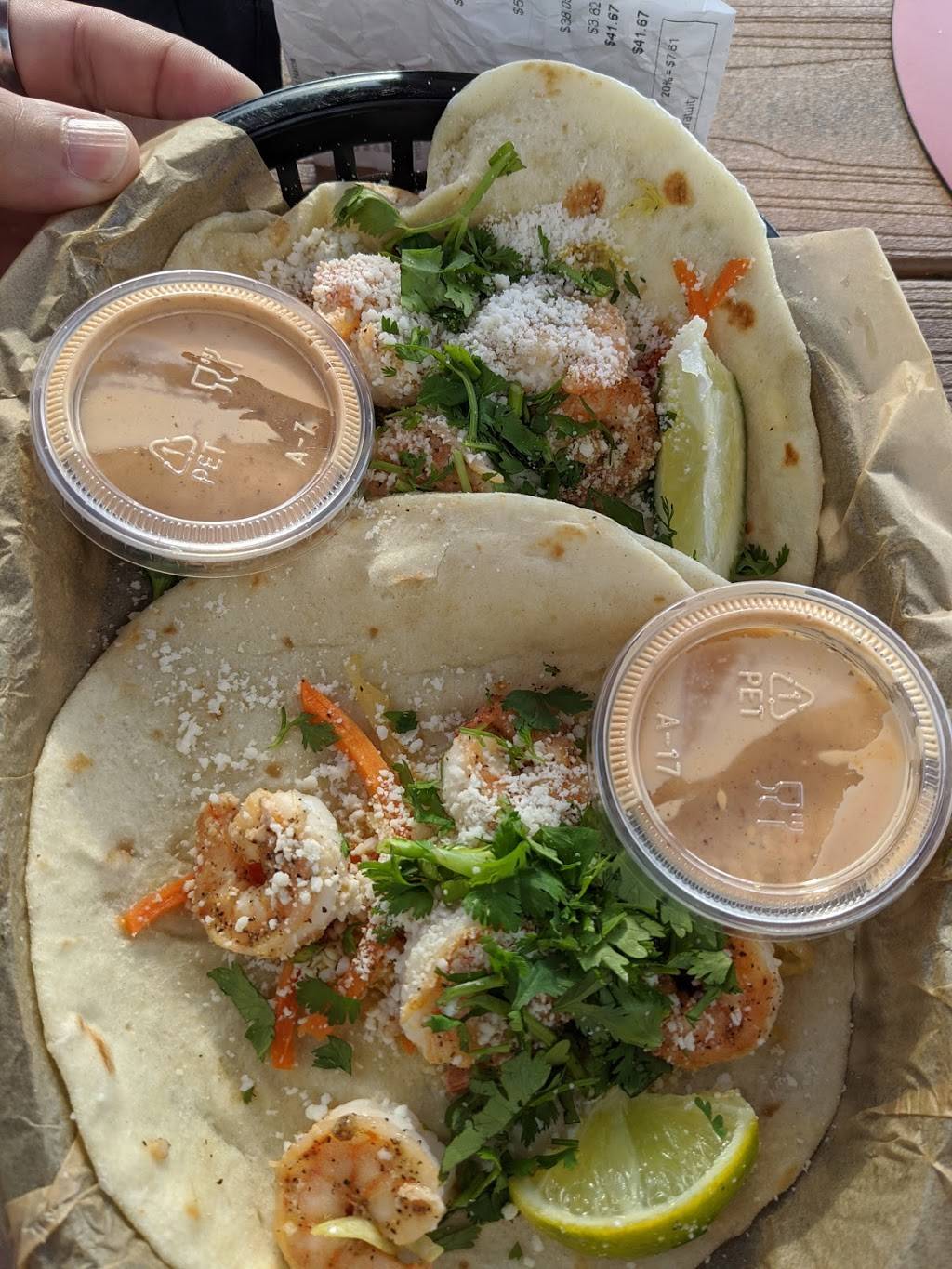 Torchys Tacos | restaurant | 8815 State Line Rd, Kansas City, MO 64114, USA | 8168443744 OR +1 816-844-3744