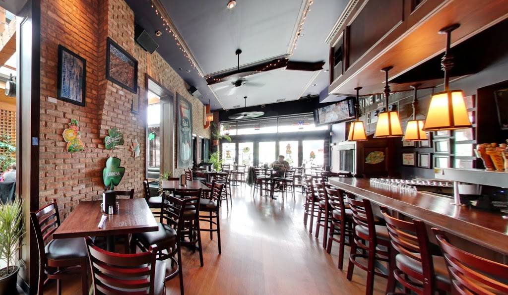 Logan Bar | night club | 2230 N California Ave, Chicago, IL 60647, USA | 7732521110 OR +1 773-252-1110