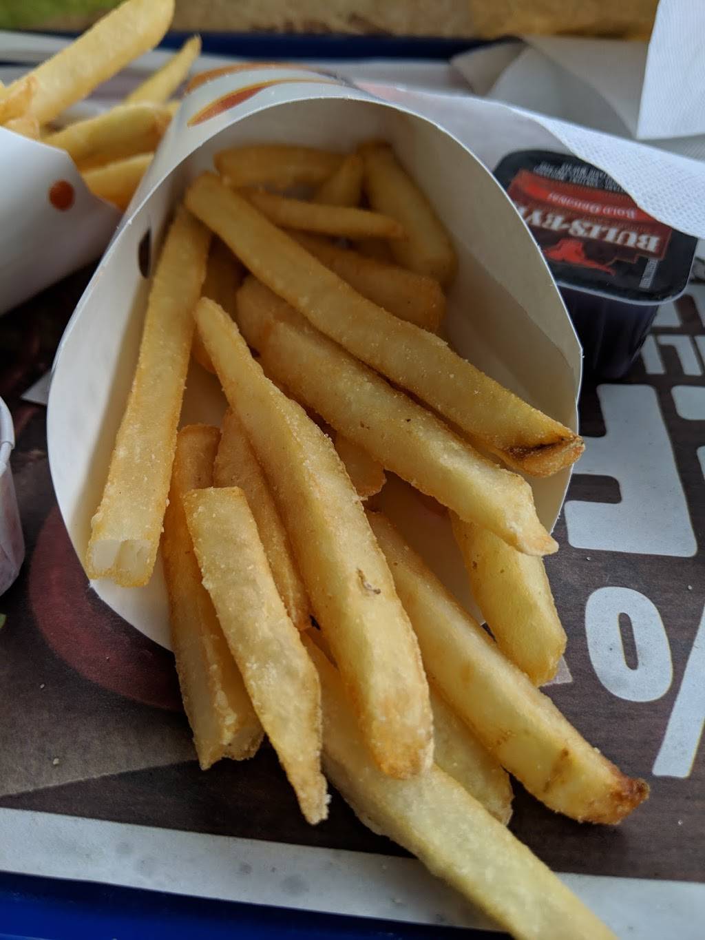 Burger King | restaurant | 6010 Dixie Rd, Mississauga, ON L5T 1A6, Canada | 9056701870 OR +1 905-670-1870