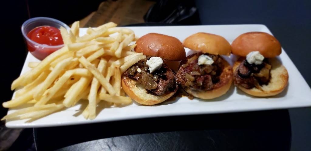 The Board Room VA | restaurant | 925 N Garfield St, Arlington, VA 22201, USA | 7032489439 OR +1 703-248-9439