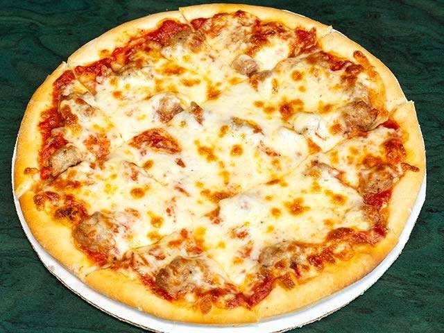 M&G PIZZA | meal delivery | 2819 N Southport Ave, Chicago, IL 60657, USA | 7733608309 OR +1 773-360-8309