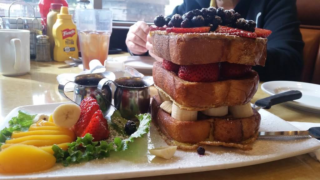 Pickles Deli & Restaurant | meal takeaway | 1940 Newbury Rd, Newbury Park, CA 91320, USA | 8054804800 OR +1 805-480-4800