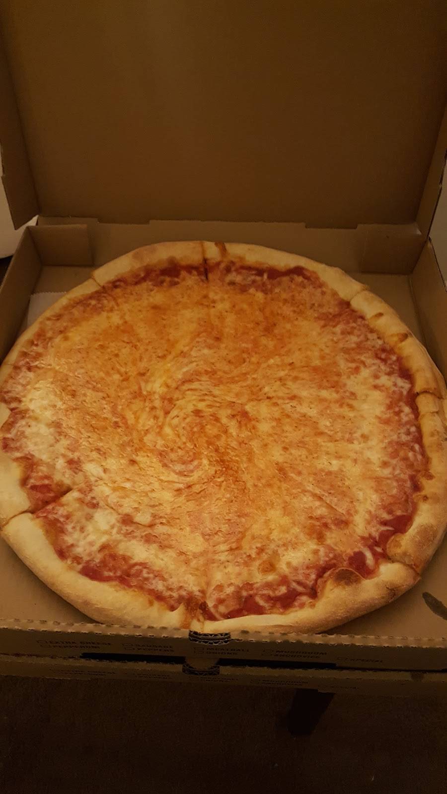 La Trattoria Pizzeria | restaurant | 18206 Oak Ridge Dr, Hagerstown, MD 21740, USA | 3017331400 OR +1 301-733-1400