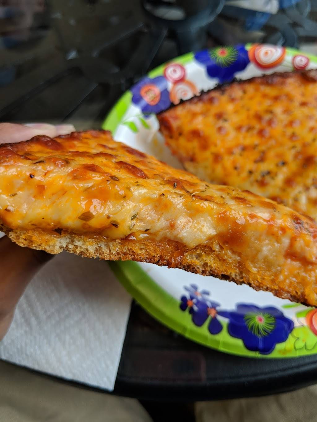 DeTomasos Pizzeria | restaurant | 120 Phoenix Mills Plaza, Victor, NY 14564, USA | 5853988806 OR +1 585-398-8806