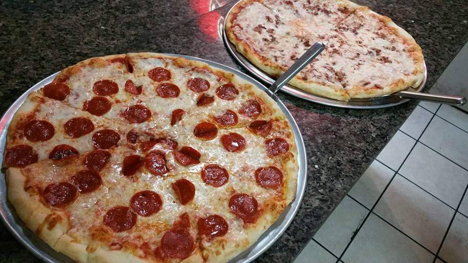 Selvinos Pizza | meal delivery | 5711 Bowden Rd #7, Jacksonville, FL 32216, USA | 9047397900 OR +1 904-739-7900