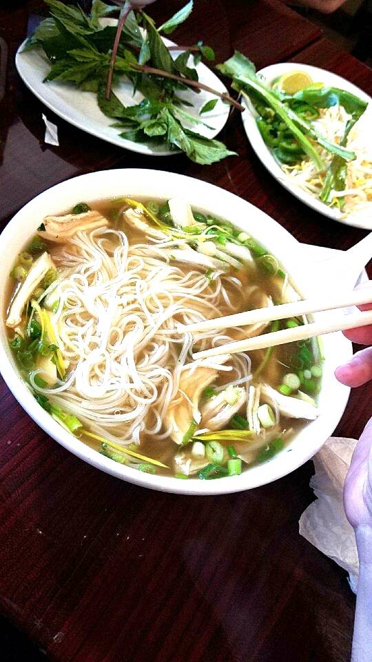Buckeye Pho | restaurant | 761 Bethel Rd, Columbus, OH 43214, USA | 6144512828 OR +1 614-451-2828