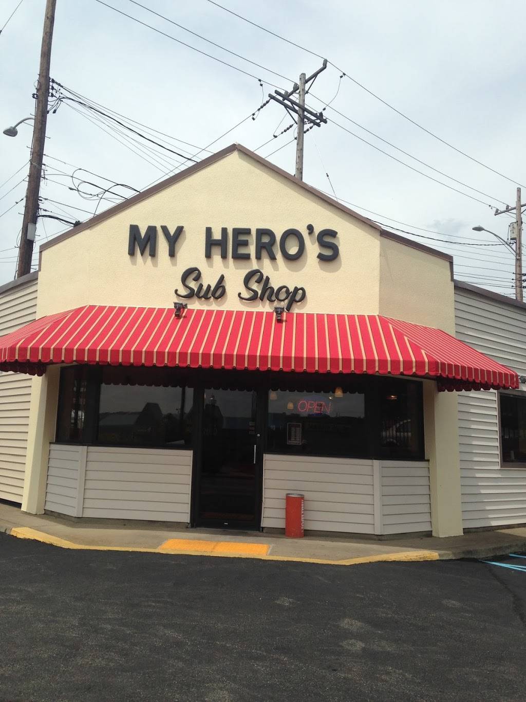 My Heroes Sub Shop | meal takeaway | 343 Brighton Ave, Rochester, PA 15074, USA | 7247284881 OR +1 724-728-4881